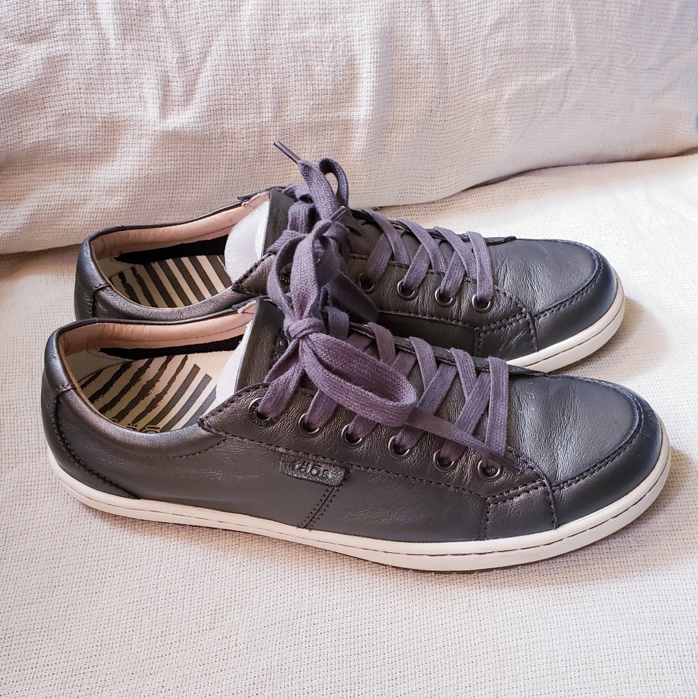 Taos Onward pewter metallic leather sneaker 8.5 - Picture 5 of 8